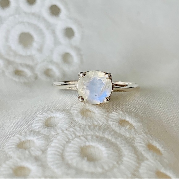 Moonstone Solitaire Sterling Silver Ring - Picture 3 of 8